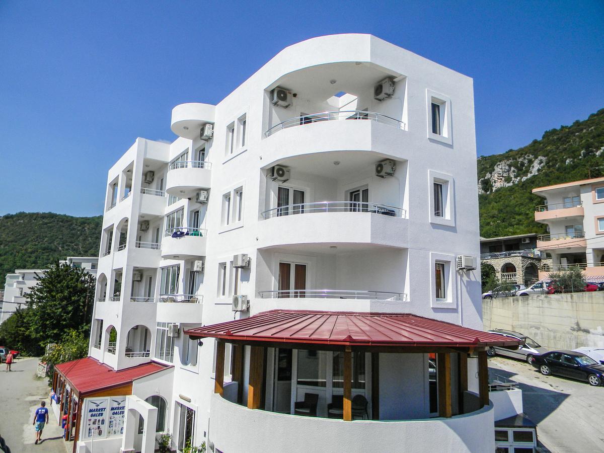 Hotel Galeb Čanj Exteriér fotografie