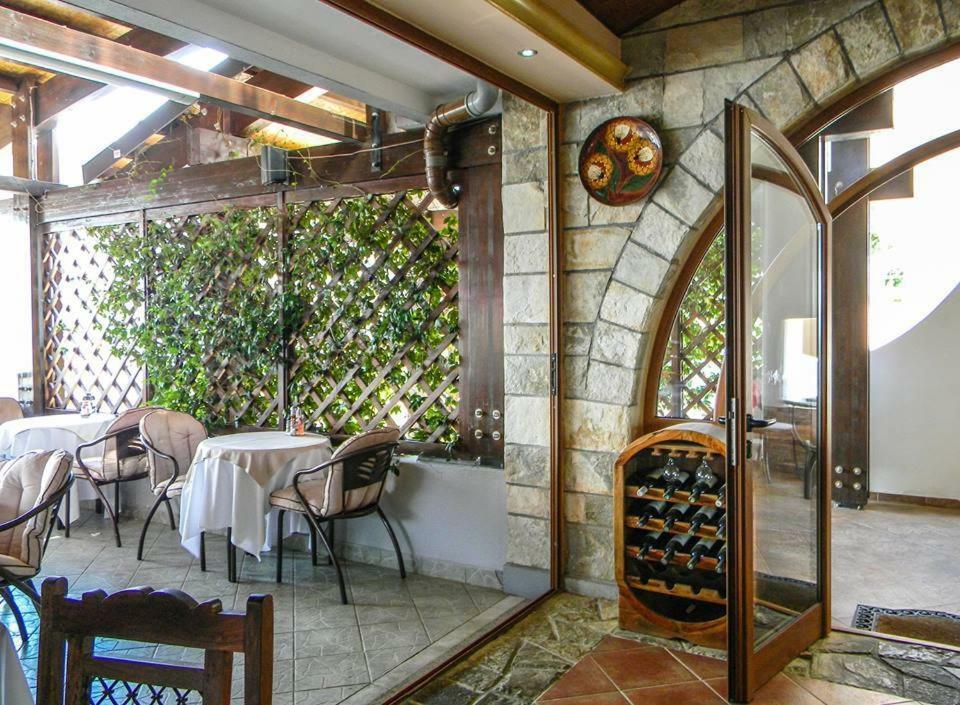 Hotel Galeb Čanj Exteriér fotografie